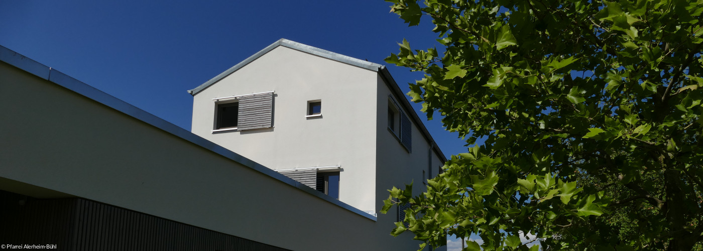 Pfarrhaus Alerheim im Sonnenschein